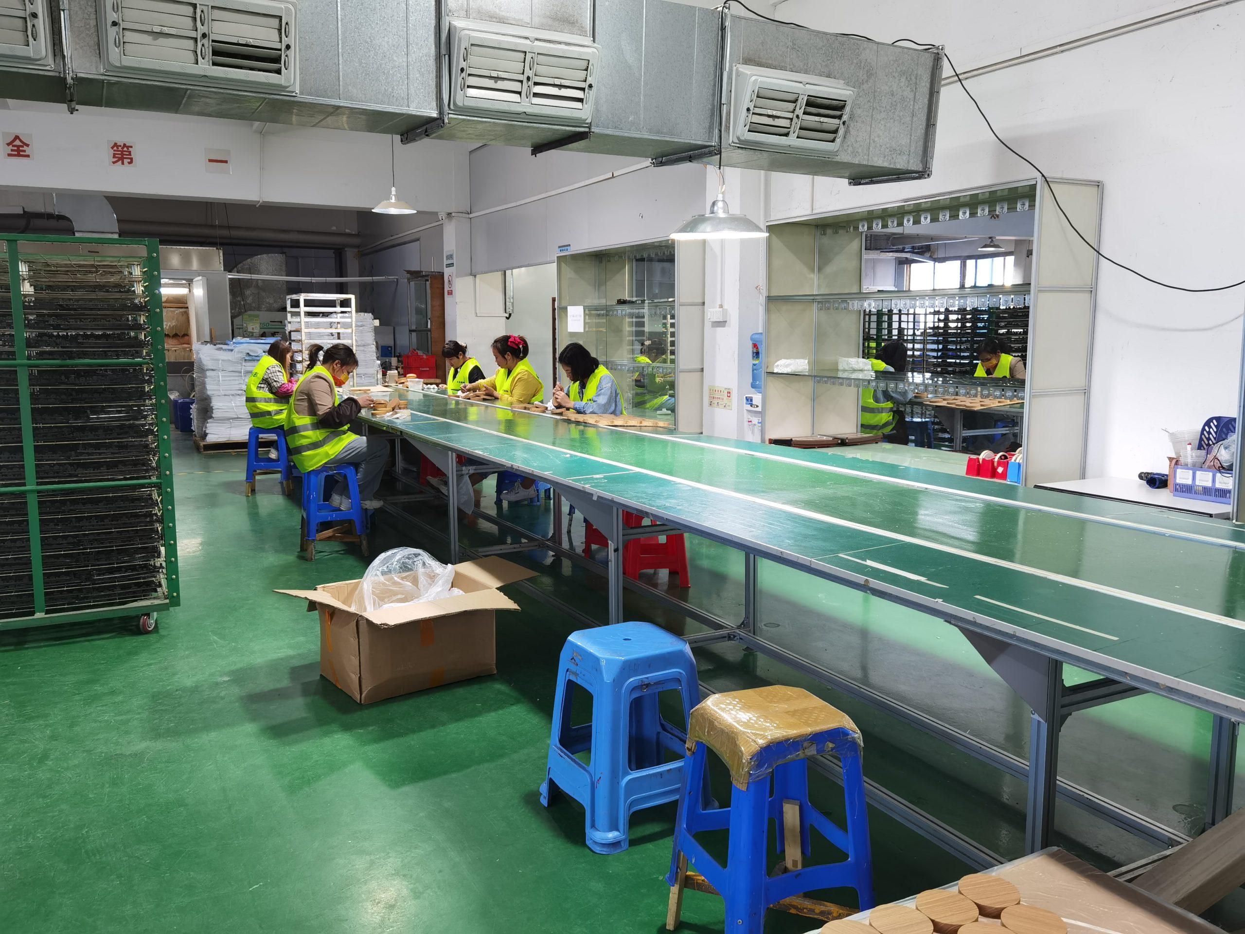 水转印车间检收工位实拍